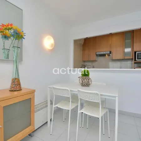 Elypalace 16 -2 Apartment